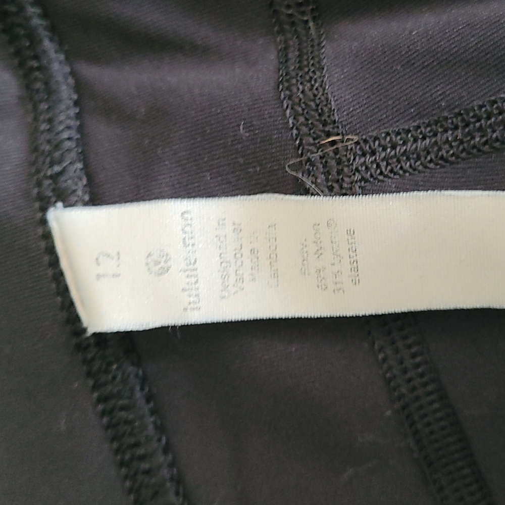 Lululemon leggings with pockets